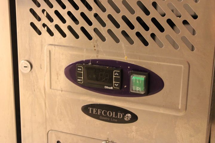 665307-6 Cooling bench Tefcold PT1300-L