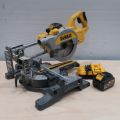 740569-1 Battery-powered saw / saw DeWALT DCS777