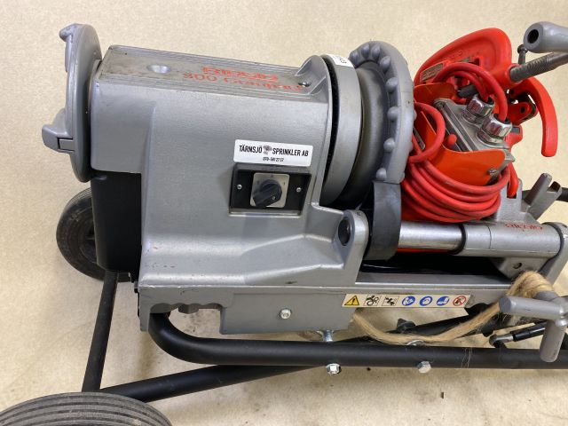 721413-2 Threaded machine Ridgid 300 Compact with stand