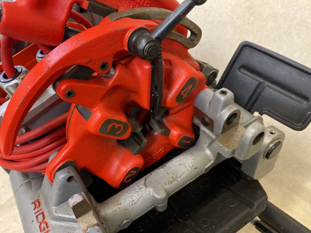 721413-4 Threaded machine Ridgid 300 Compact with stand