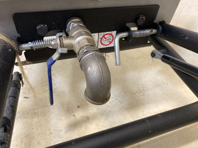 721413-5 Threaded machine Ridgid 300 Compact with stand