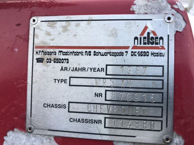 741979-19 Chevrolet K30 4x4 towtruck 1987 (MPX 836)