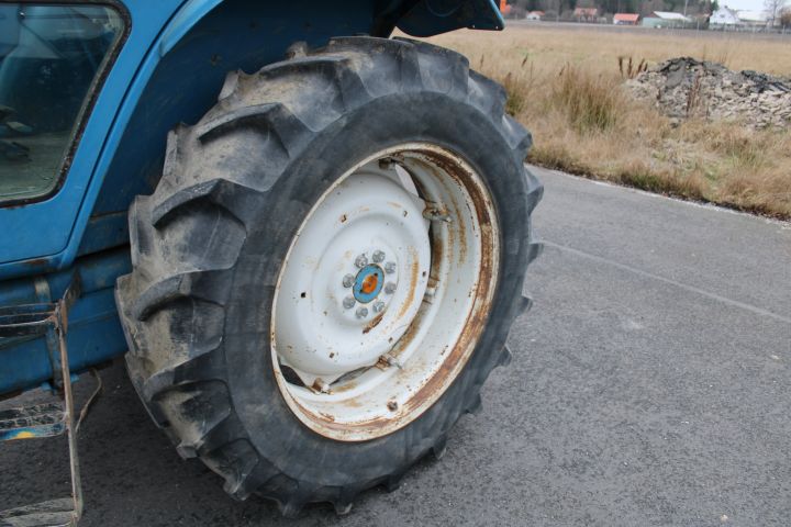 674278-10 Tractor Ford 6700