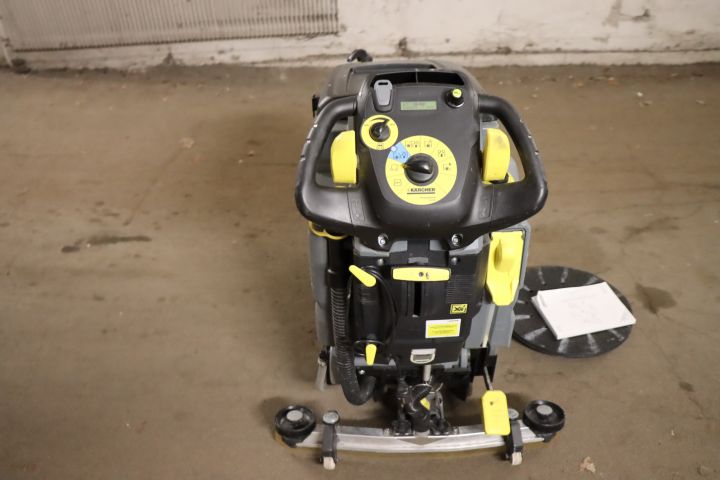 742739-16 Scrubber Kärcher B40 W