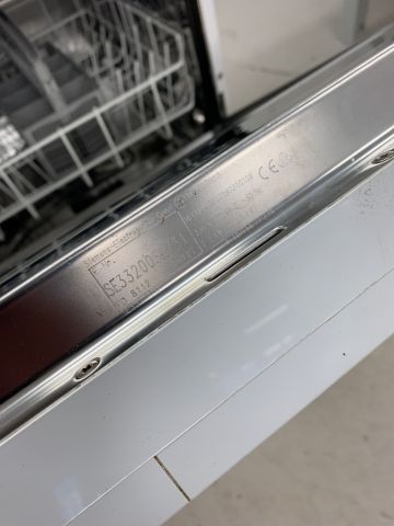 731733-5 Dishwasher Siemens SE33200SK