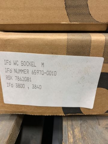 743468-2 7 st IFÖ Förhöjningssockel WC