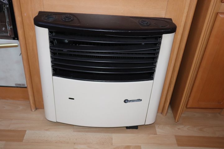 734620-19 Tabbert Comtesse 565 Deluxe 2004