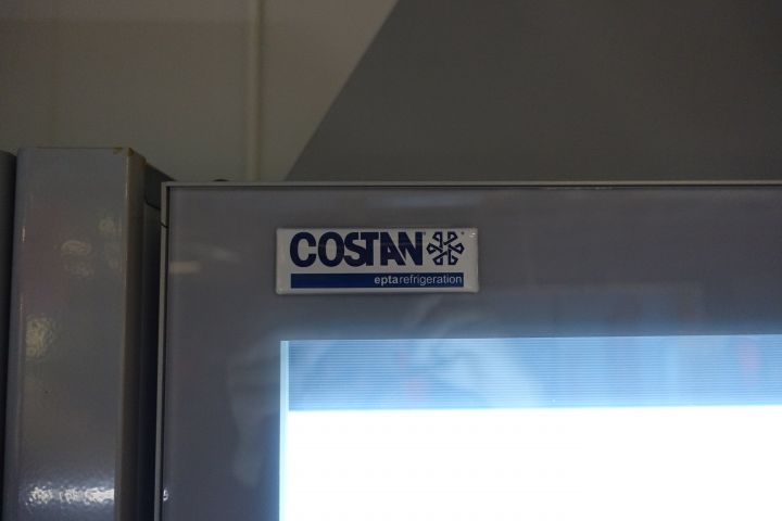 748163-4 Raised freezer Costan