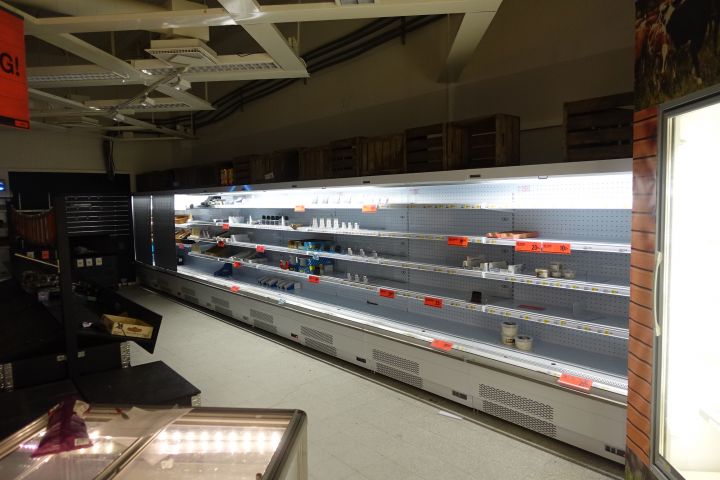 748178-1 Dairy cooler with built-in compressor