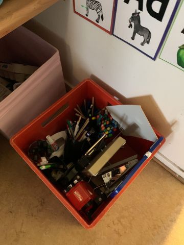 731784-11 Clothes shelves with cabinets for preschool activities and mixed consumption for crafts