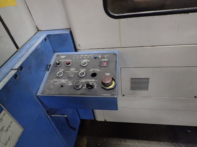 748588-9 CNC controlled cutter Mazak H-400N