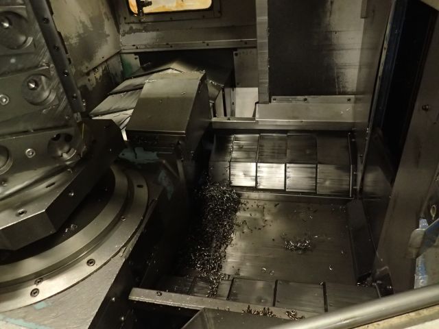 748588-13 CNC controlled cutter Mazak H-400N