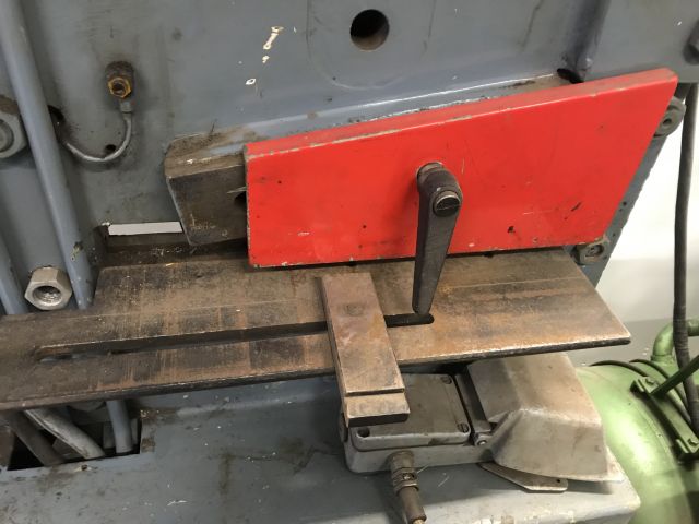 748626-8 Stans/klipp/pressmaskin Mubea KLSH 550