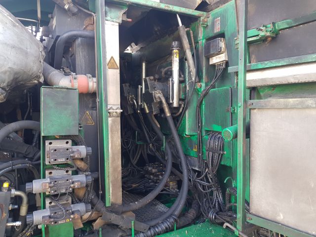 748743-13 Crushers Komptech Crambo 5000 -08