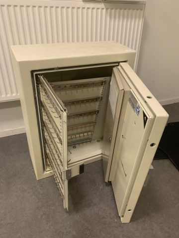 717354-3 Key cabinet Nivex HP 715 / 220N Pearl white