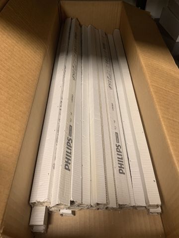 717366-5 Mixed light sources / lamps