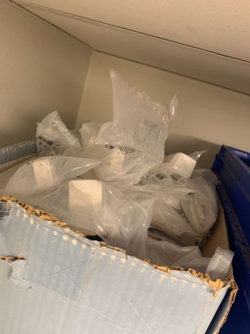 717366-23 Mixed light sources / lamps