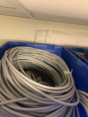 717366-24 Mixed light sources / lamps