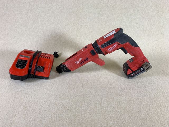 744076-2 Milwaukee Drywall Screwdriver M18 Fsg / CA 55