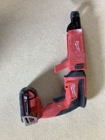 744077-4 Milwaukee M18 FSG / CA55