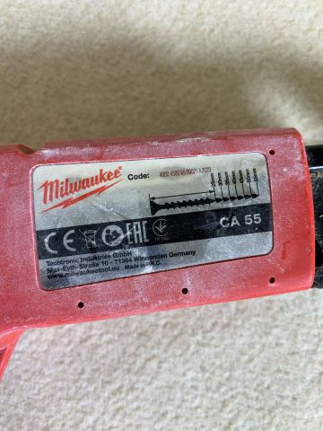 744077-7 Milwaukee M18 FSG / CA55