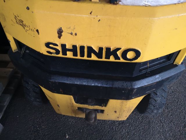 749844-3 Forklift - Shinko