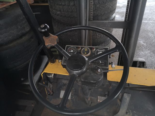 749844-4 Forklift - Shinko