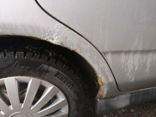 749847-17 MITSUBISHI CARISMA 1.6 G, 1996, 89 hp