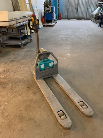 676889-2 Electric Pallet Truck Ameise Jungheinrich -18