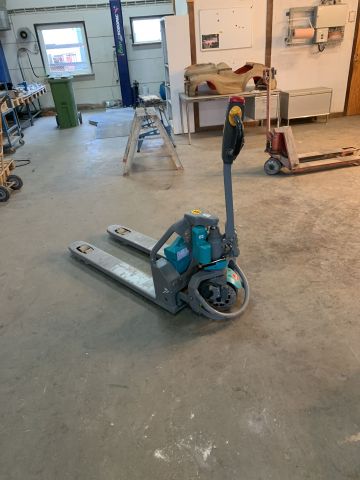 676889-1 Electric Pallet Truck Ameise Jungheinrich -18