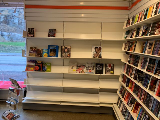 731809-6 Shop fittings for bookstores