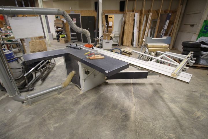 717871-1 Adjusted saw Robland E300