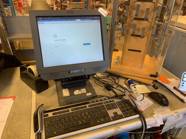 702052-1 Cash register system IBM with two hand scanners, receipt printer and cash drawer