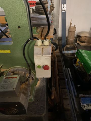 686296-5 Dewalt BS / 1310 Bandsaw