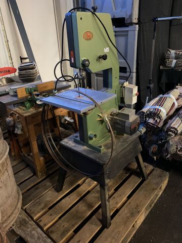 686296-17 Dewalt BS / 1310 Bandsaw