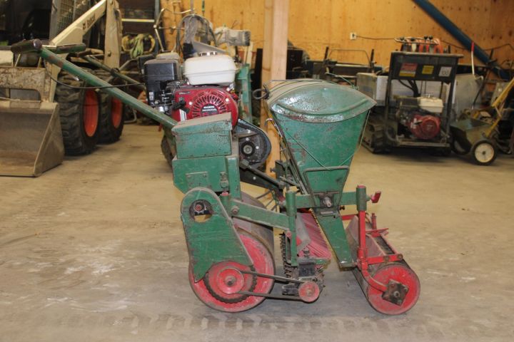 674282-4 Seeder Sembdner RS 60