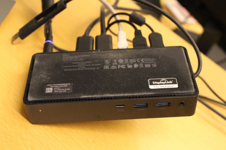 717779-3 Laptop Dell Latitude 7490 incl. 2 24 "computer monitors and peripherals