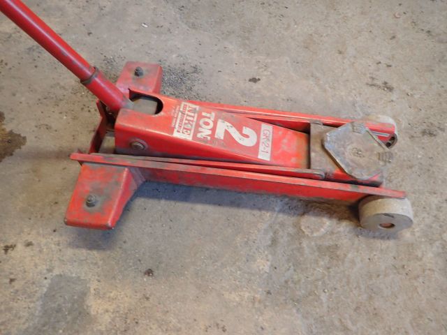 689140-3 Jack 2 tons