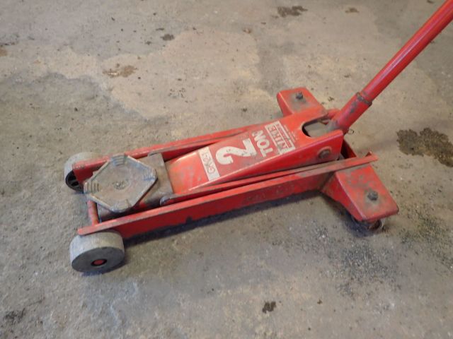 689140-4 Jack 2 tons