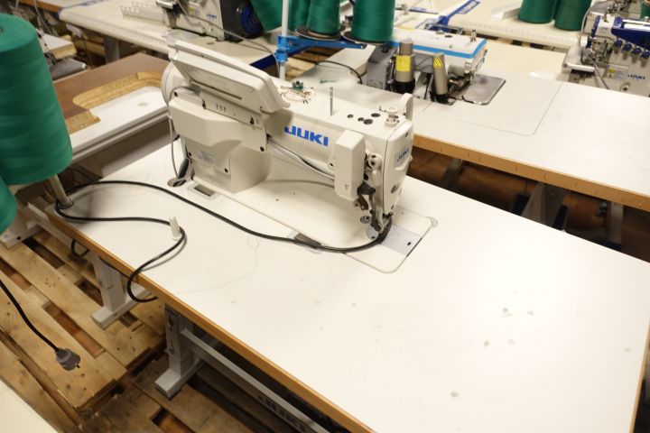 750755-3 Industrial sewing machine JUKI DDL-9000B-SS