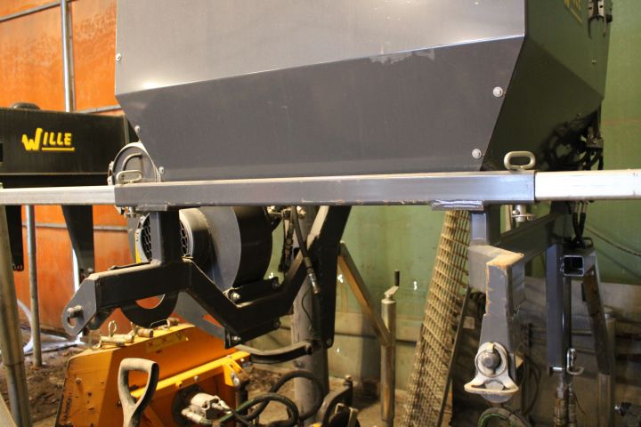 751234-13 Leaf suction for tractor - Wille 14190300