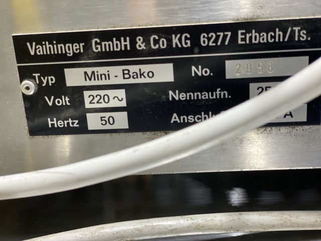 751333-3 Cream puff, Sanomat Mini Bako