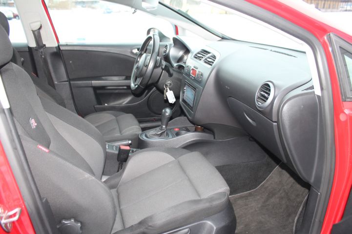 750660-10 SEAT LEON 2.0 TFSI FR, 197 hp