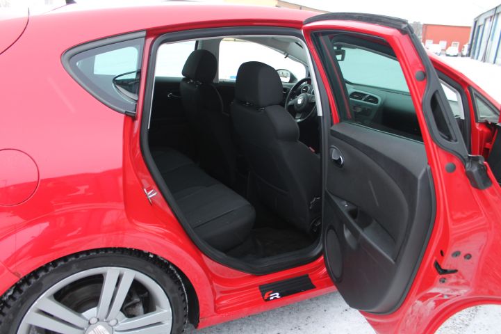 750660-14 SEAT LEON 2.0 TFSI FR, 197 hp