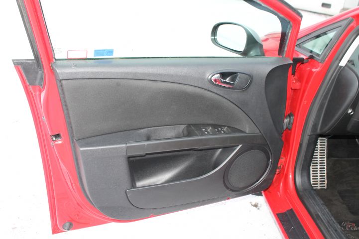 750660-18 SEAT LEON 2.0 TFSI FR, 197 hp