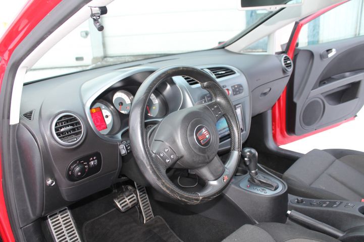 750660-22 SEAT LEON 2.0 TFSI FR, 197 hp