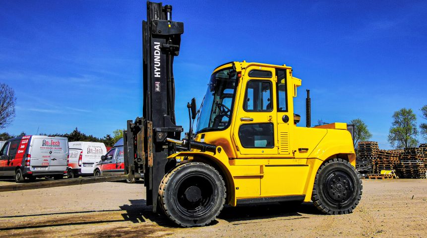 751555-5 Forklift truck Hyundai 80D-7E, 2011