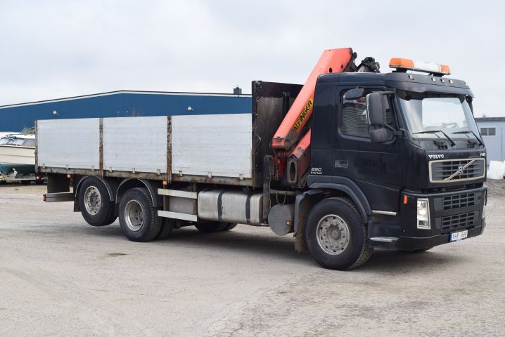 751611-1 Crane truck VOLVO FM9 6X2 JMNLAST C, 2006, Pallet finger crane 16504
