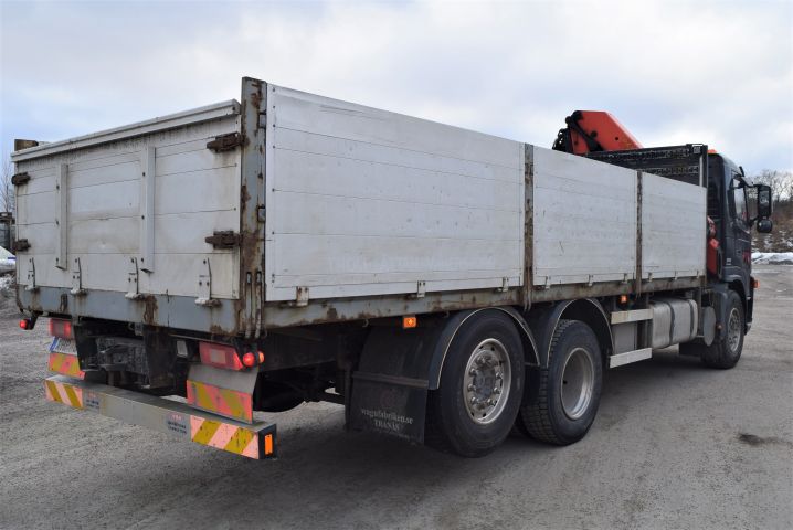 751611-7 Crane truck VOLVO FM9 6X2 JMNLAST C, 2006, Pallet finger crane 16504