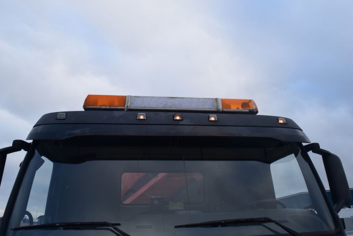 751611-10 Crane truck VOLVO FM9 6X2 JMNLAST C, 2006, Pallet finger crane 16504